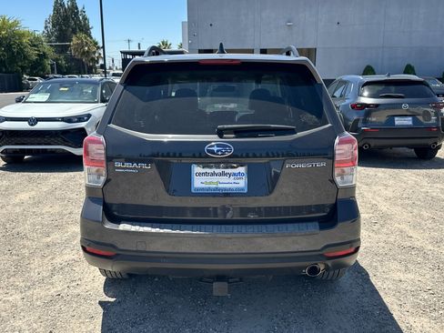 Used 2018 Subaru Forester 2.5i Touring w/ Popular Package #3B AWD/4WD image 6