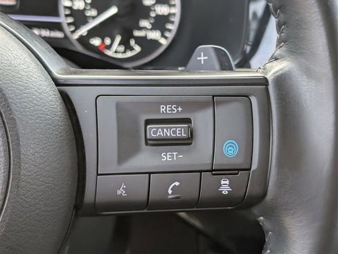 Certified 2024 Nissan Pathfinder SV image 23