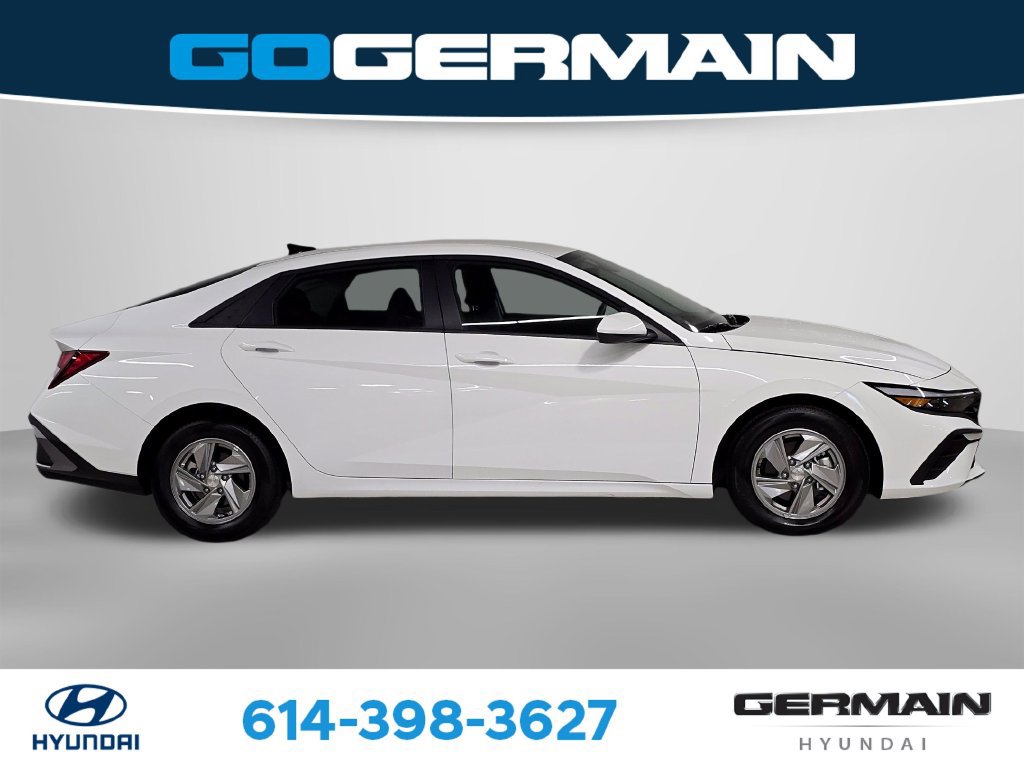 Certified 2026 Hyundai Elantra SE FWD image 7