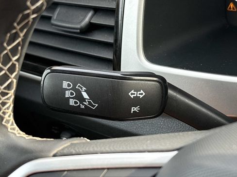 Used 2023 Volkswagen Atlas SE FWD image 23