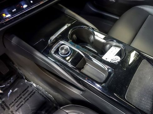 Certified 2025 Buick Envision Preferred image 26