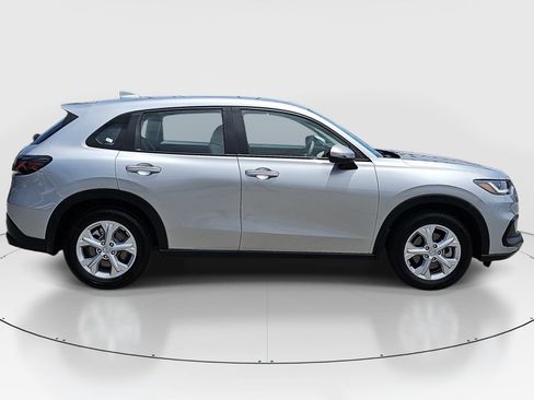 Certified 2025 Honda HR-V LX image 4