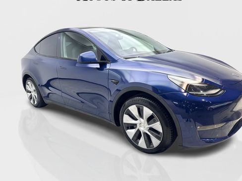 Used 2023 Tesla Model Y Long Range AWD/4WD image 12