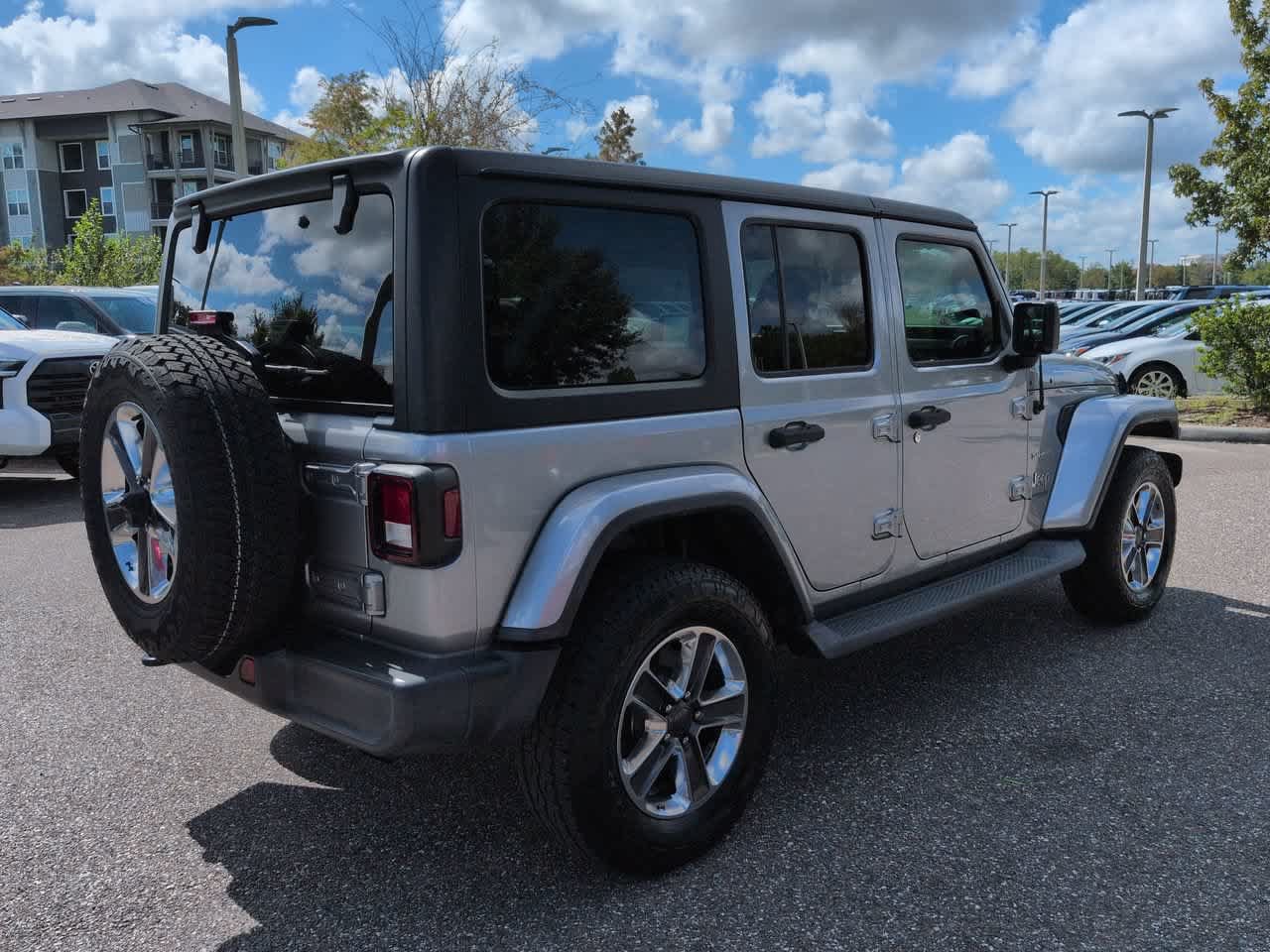 Used 2020 Jeep Wrangler Unlimited Sahara w/ Cold Weather Group AWD/4WD image 6