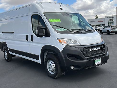 New 2026 RAM ProMaster 2500 w/ Convenience Group FWD image 1