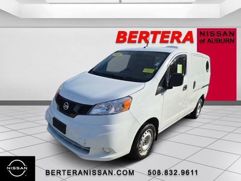 Used 2021 Nissan NV200 S w/ Back Door Glass Package image 4