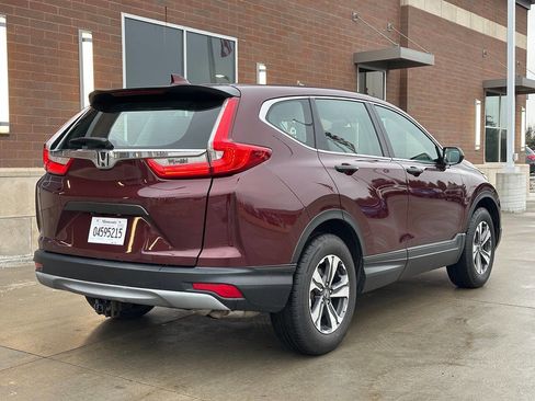 Used 2018 Honda CR-V LX image 3