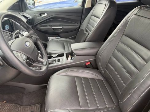 Used 2018 Ford Escape Titanium w/ Ford Safe & Smart Package AWD/4WD image 2