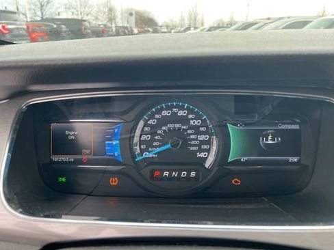 Used 2015 Ford Taurus SEL w/ Equipment Group 201A image 11
