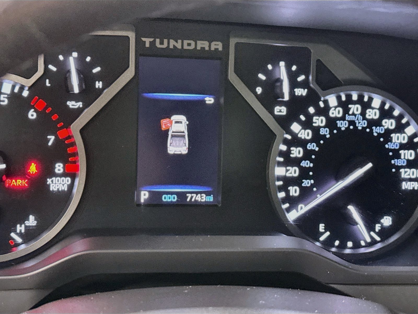 Used 2026 Toyota Tundra SR5 w/ SR5 Premium Package AWD/4WD image 12