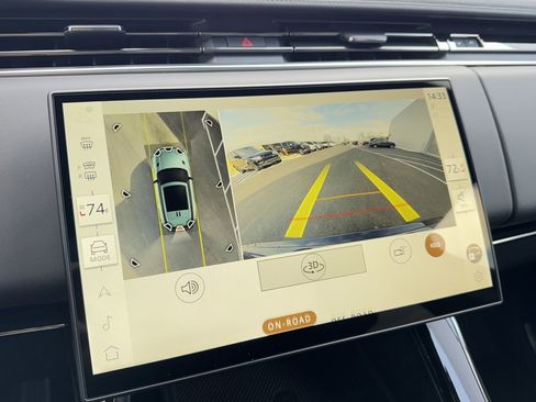 New 2025 Land Rover Range Rover Sport Dynamic SE image 13