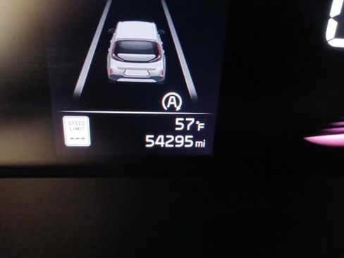 Certified 2023 Kia Soul LX w/ LX Technology Package image 19