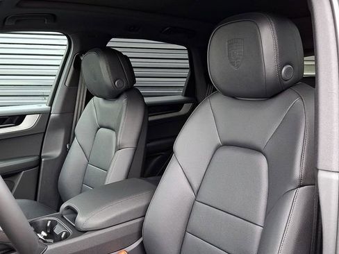 New 2026 Porsche Cayenne image 5