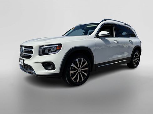 Certified 2023 Mercedes-Benz GLB 250 image 9