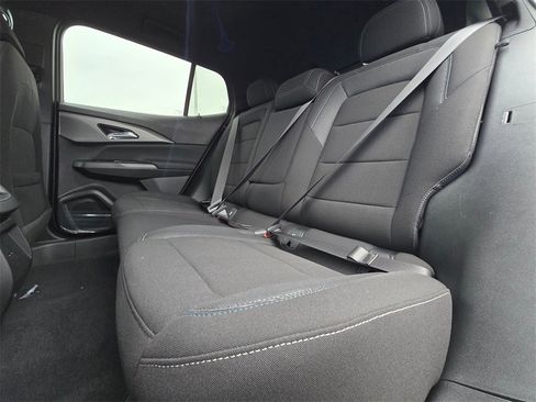 New 2026 Chevrolet Equinox EV LT image 12