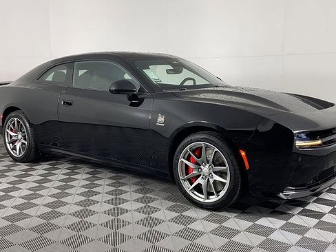 New 2025 Dodge Charger R/T Scat Pack w/ Track Pack image 2