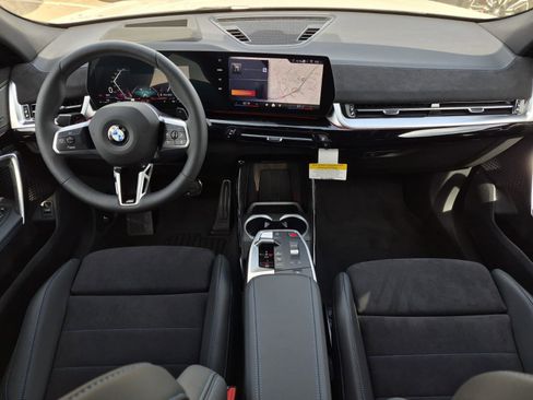 New 2026 BMW X2 xDrive28i w/ Technology Package AWD/4WD image 17