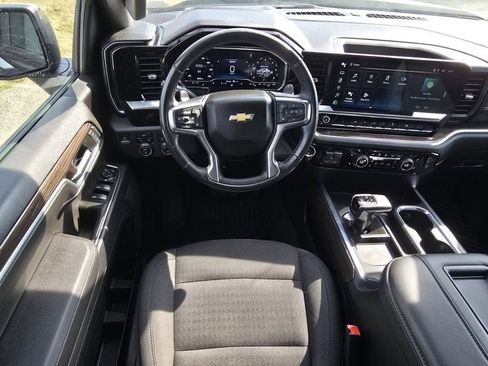 Used 2022 Chevrolet Silverado 1500 LT image 21
