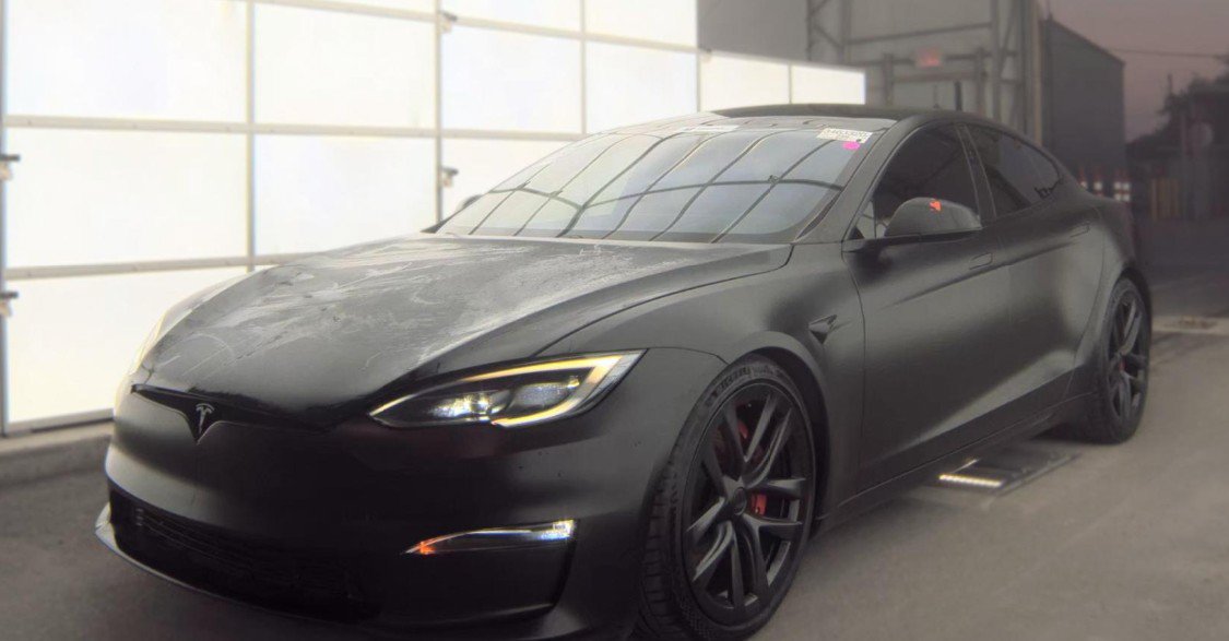 Used 2023 Tesla Model S Plaid AWD/4WD image 1