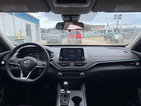 Used 2020 Nissan Altima 2.5 SR image 9