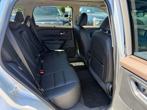 Used 2023 Nissan Rogue SV w/ SV Premium B Package AWD/4WD image 21