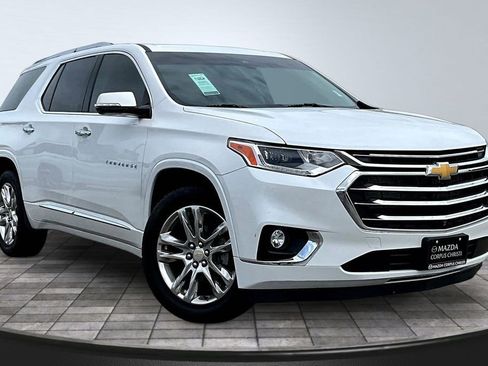 Used 2020 Chevrolet Traverse High Country w/ LPO, Floor Liner Package AWD/4WD image 4