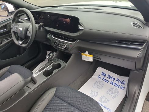 New 2026 Buick Envista Preferred w/ Advanced Safety Package FWD image 26