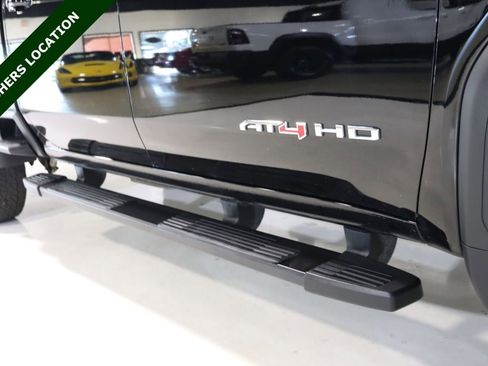 Used 2021 GMC Sierra 2500 AT4 AWD/4WD image 10