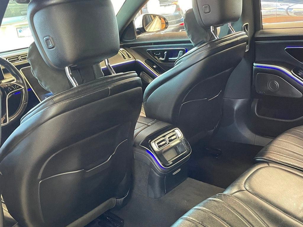 Used 2022 Mercedes-Benz S 500 4MATIC w/ AMG Line Package image 17