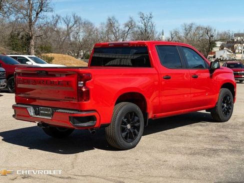 New 2026 Chevrolet Silverado 1500 Custom w/ LPO, Dark Essentials Package image 6