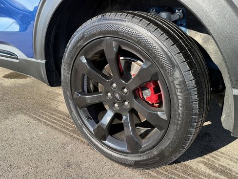 Used 2022 Ford Explorer ST w/ Equipment Group 401A image 10