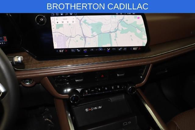 Used 2025 Chevrolet Tahoe High Country AWD/4WD image 24