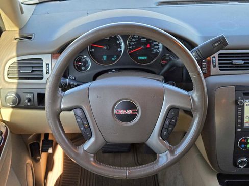 Used 2013 GMC Yukon SLT image 20