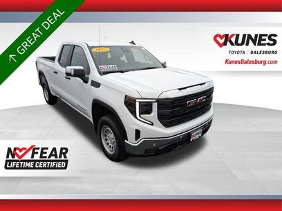 Used 2025 GMC Sierra 1500 Pro w/ Pro Value Package