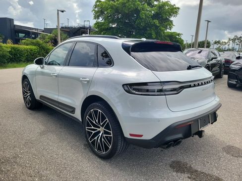 Used 2024 Porsche Macan AWD/4WD image 5