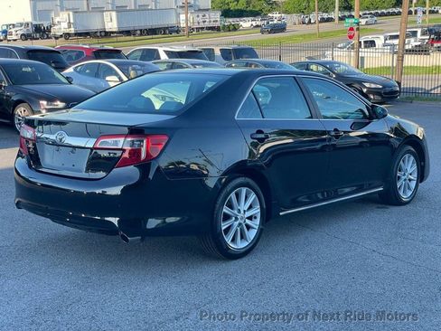 Used 2012 Toyota Camry XLE FWD image 5