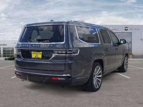 Used 2023 Jeep Grand Wagoneer L 4WD image 5