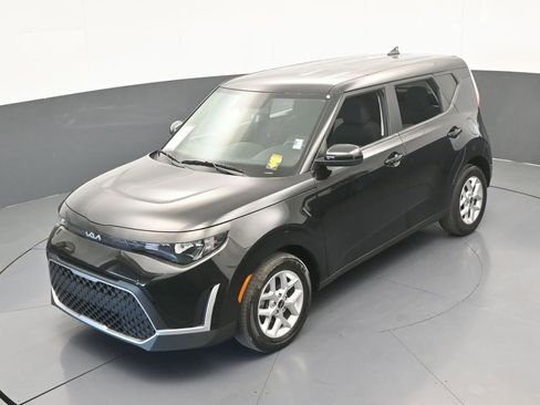 Used 2023 Kia Soul LX w/ Option Group 015 image 39