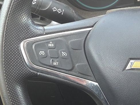Used 2020 Chevrolet Malibu LT FWD image 31