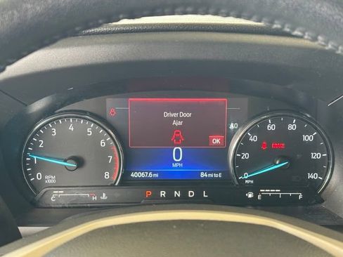 Used 2023 Ford Explorer XLT w/ Class IV Trailer Tow Package AWD/4WD image 7