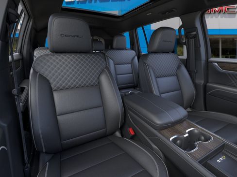 New 2026 GMC Acadia Denali w/ Super Cruise Package image 16