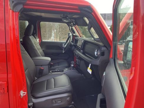 New 2026 Jeep Wrangler Sahara image 29