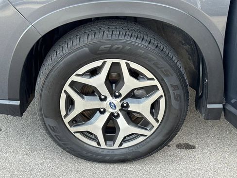 Used 2022 Subaru Forester Premium image 27