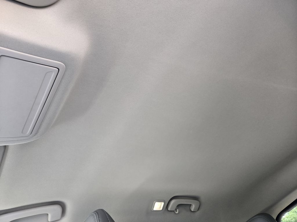 Used 2020 Ford Escape SE FWD image 33