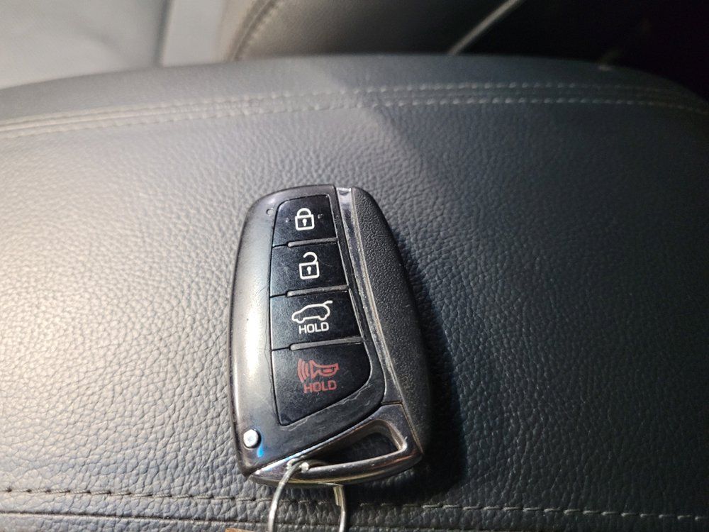 Used 2018 Hyundai Santa Fe Sport FWD image 32