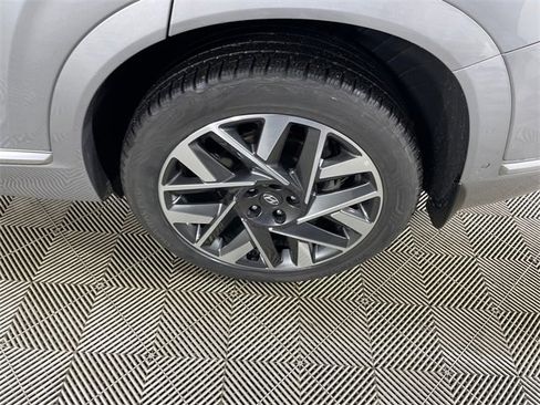 Used 2022 Hyundai Santa Fe Calligraphy image 22