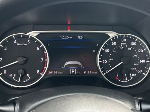 Used 2025 Nissan Sentra SV FWD image 30