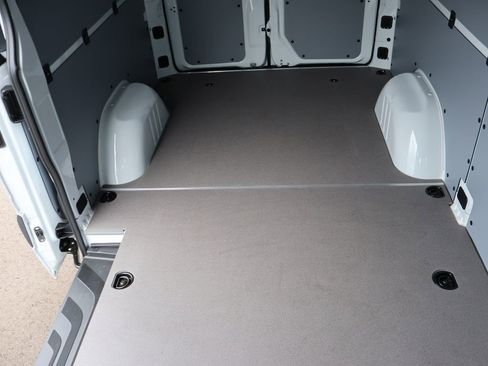 New 2026 Mercedes-Benz Sprinter 2500 image 17