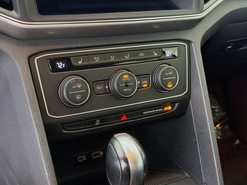 Used 2019 Volkswagen Atlas SE FWD image 16