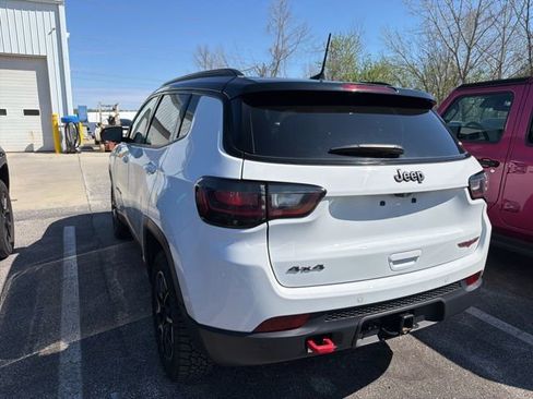 Used 2024 Jeep Compass Trailhawk w/ Trailhawk Elite Group image 5